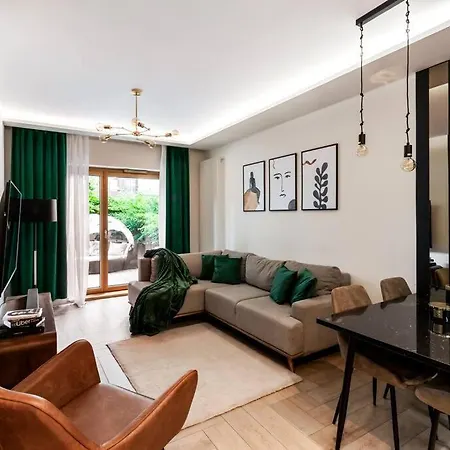 דירה Mennica - Two Bedroom With Terrrace&144 ורשה