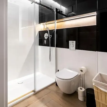 Close-mennica - Stylish 2-bedroom With Private Terrace #144 公寓