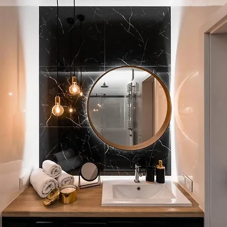 Close-mennica - Stylish 2-bedroom With Private Terrace #144 公寓 华沙
